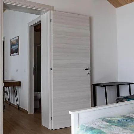 La Casa Gialla *