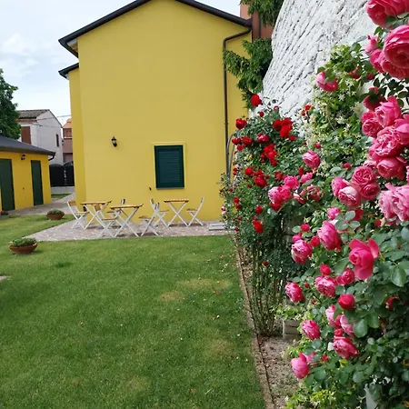 La Casa Gialla ベッド・アンド・ブレックファスト ラヴェンナ