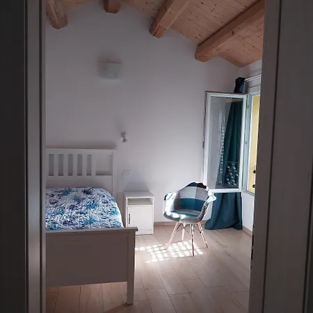 La Casa Gialla *