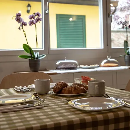 La Casa Gialla