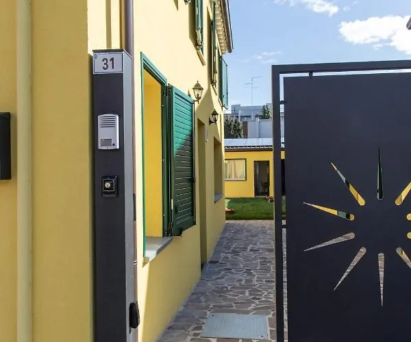 La Casa Gialla 3* Ravenna