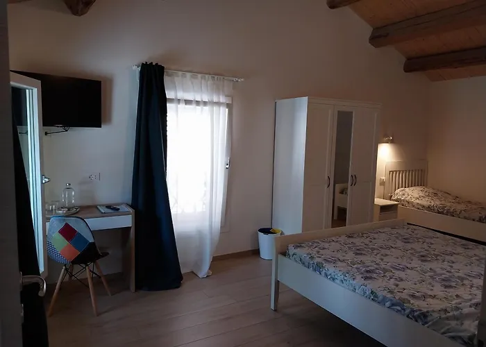 La Casa Gialla Panzió Ravenna